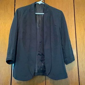 Women’s black 3/4 sleeve blazer